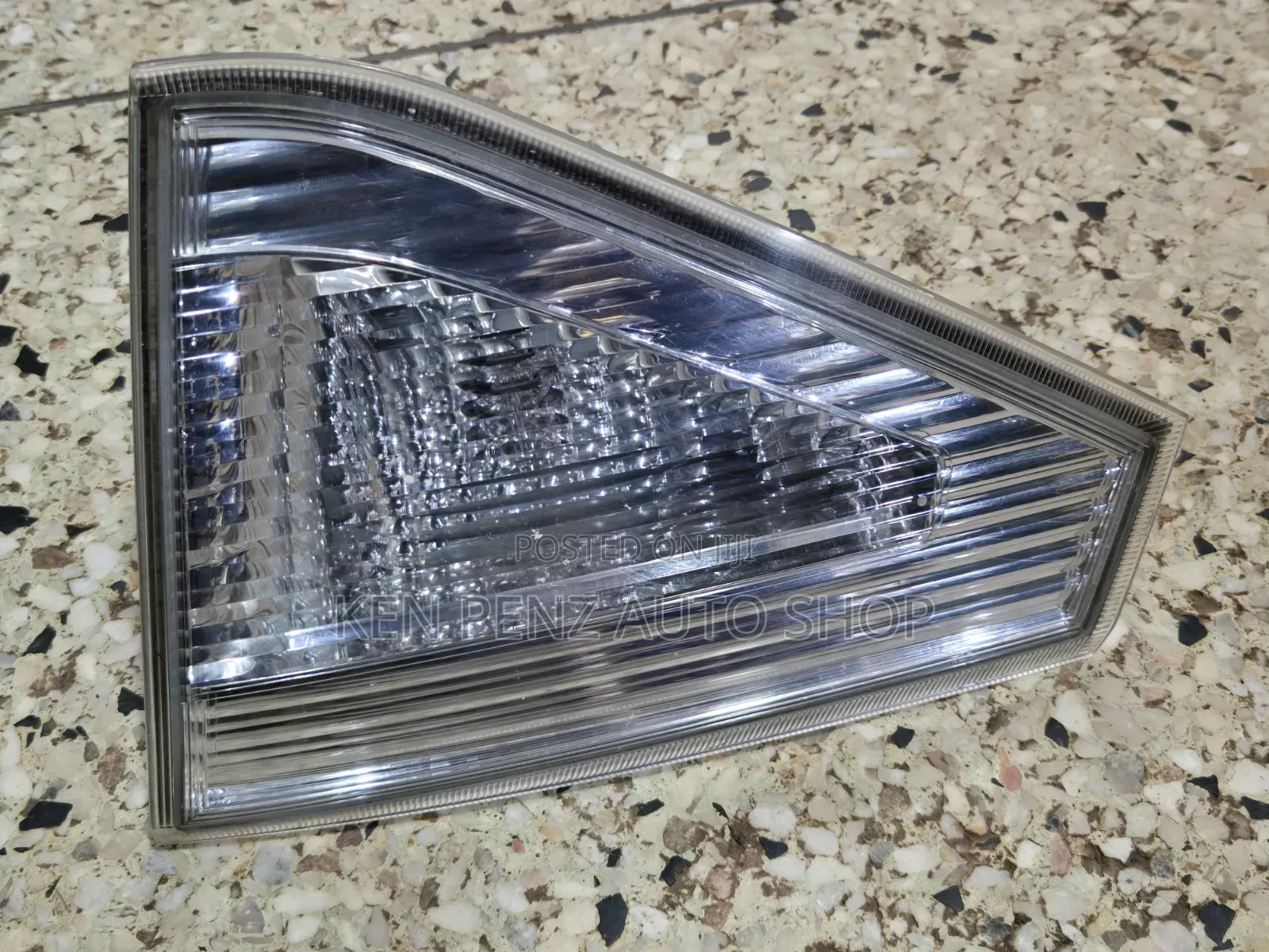 Subaru Impreza 2008 - 2010 Boot Reflector Taillamp