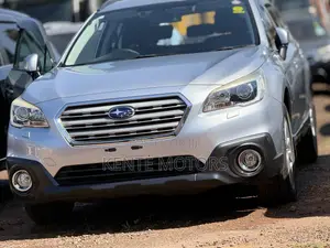 Subaru Outback 2.5i 4dr Wagon AWD (2.5L 4cyl CVT) 2015 Silver