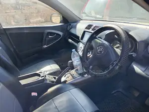 Toyota RAV4 V6 2006 Silver