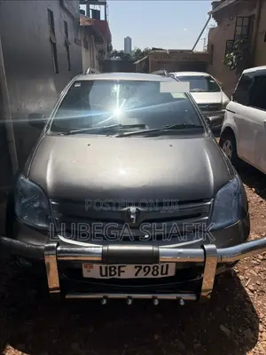 Toyota IST 2007 Gray
