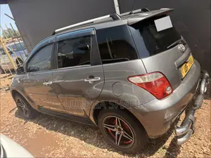 Toyota IST 2007 Gray