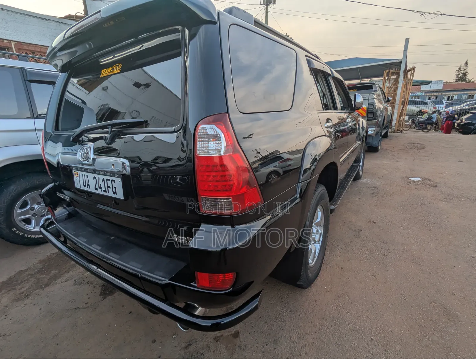 Toyota Hilux Surf 2006 Black