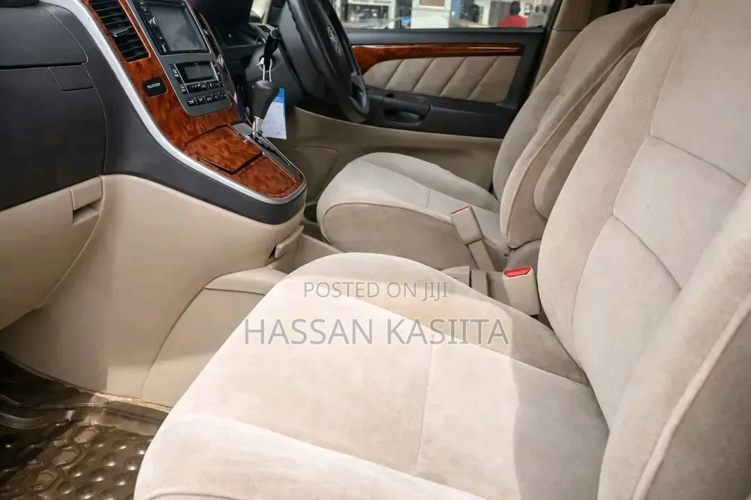 Toyota Alphard 2008 Silver