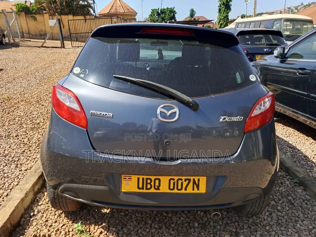 Mazda Demio 2009 Gray
