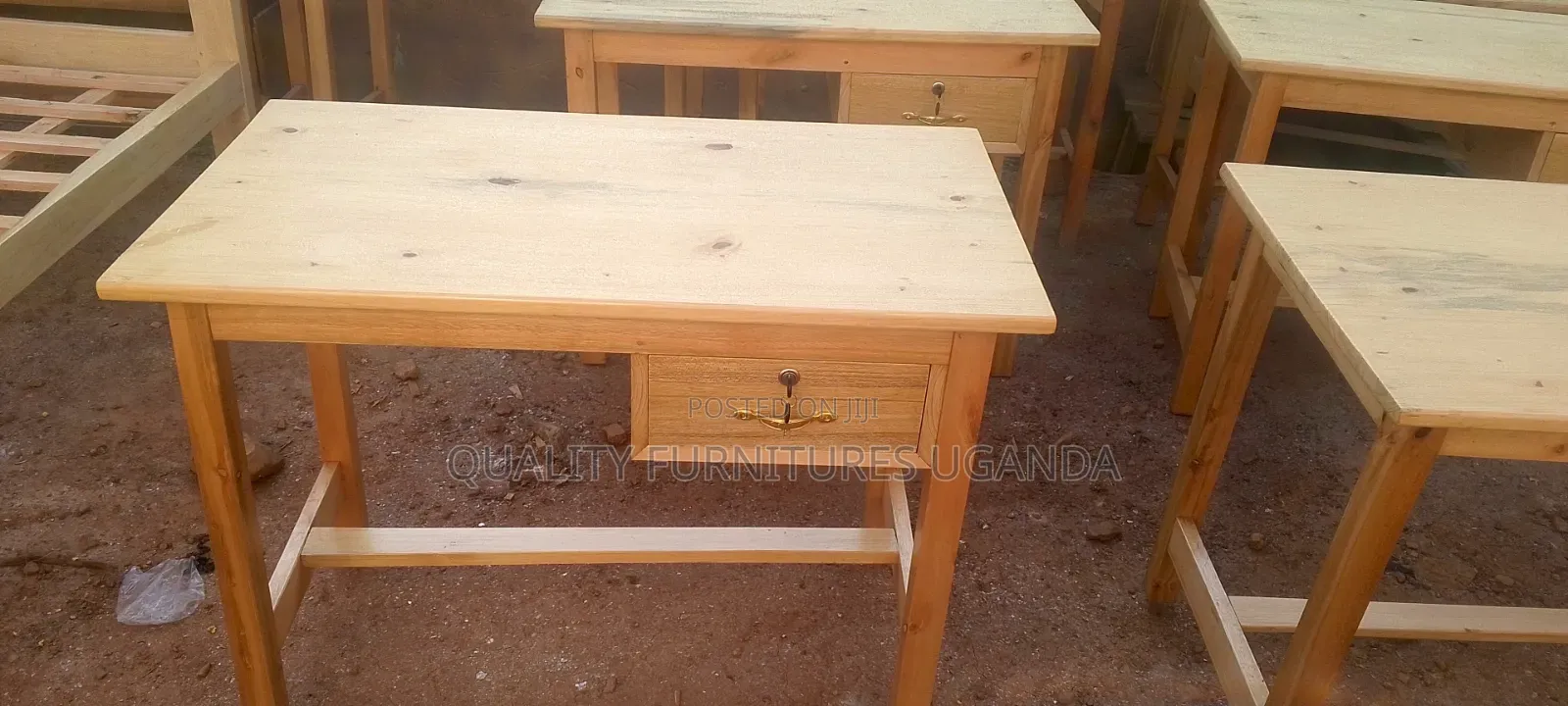 Classic Teachers Table