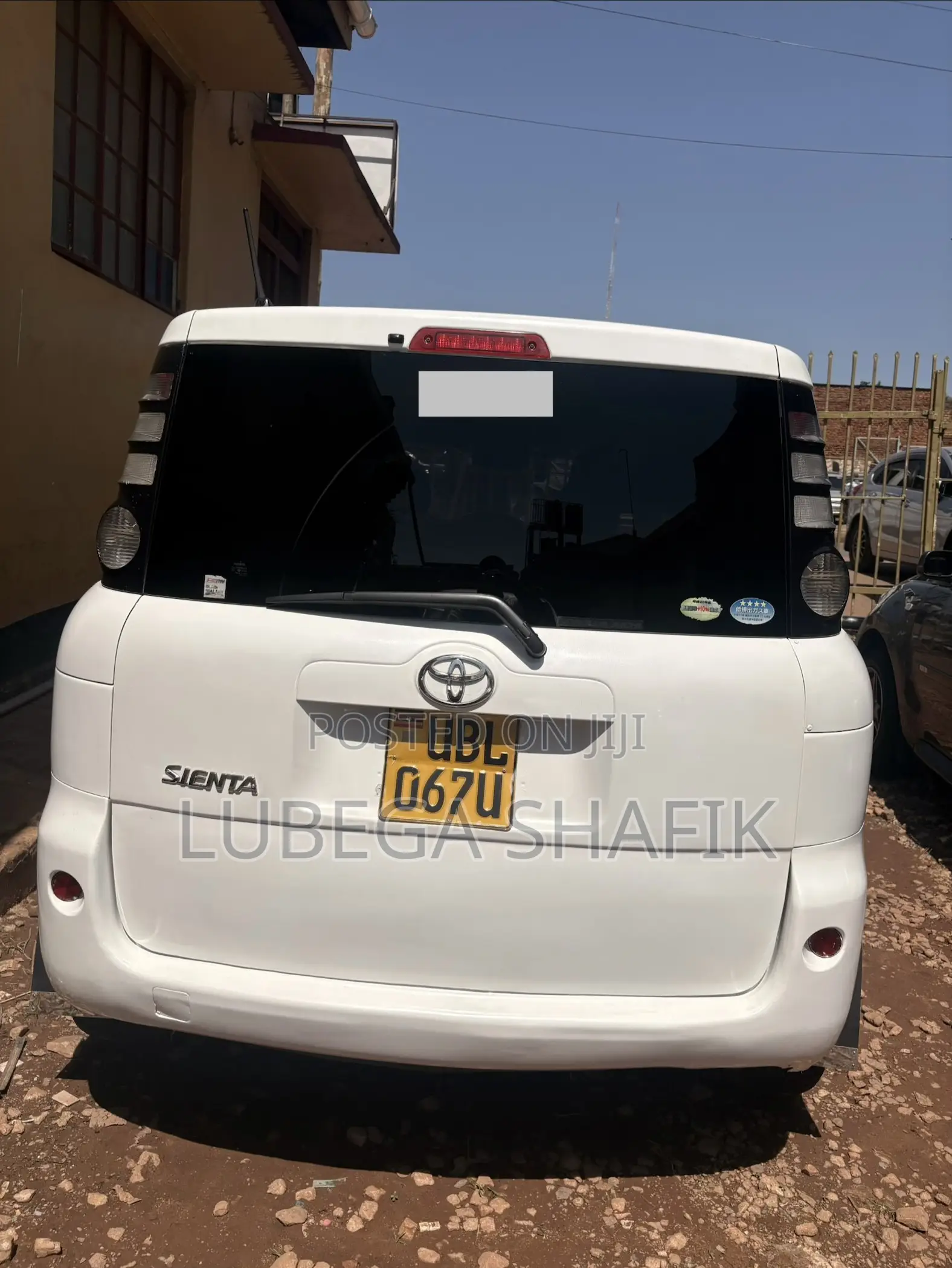 Toyota Sienta 2008 Black
