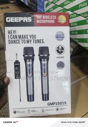 Geepas GMP15015 UHF Wireless Microphone System, a Dual-Microphone Set