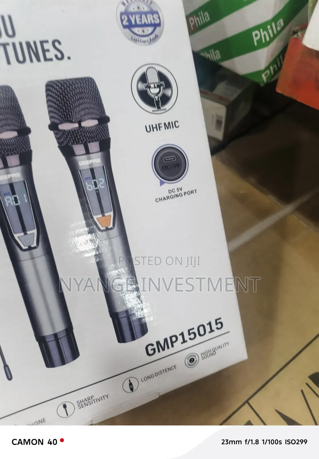 Geepas GMP15015 UHF Wireless Microphone System, a Dual-Microphone Set