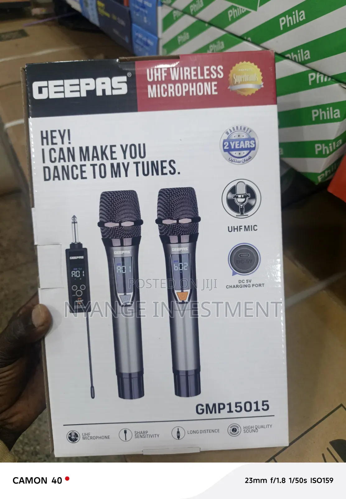 Geepas GMP15015 UHF Wireless Microphone System, a Dual-Microphone Set