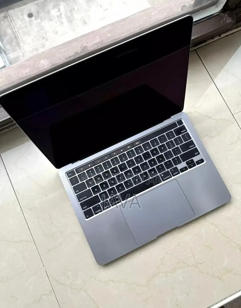 Laptop Apple MacBook 2020 8GB Apple M1 SSHD (Hybrid) 256GB