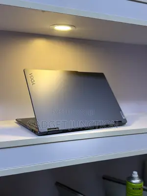 New Laptop Lenovo Yoga 7i 16GB Intel Core Ultra 7 SSD 1T
