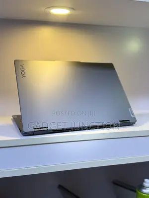 New Laptop Lenovo Yoga 7i 16GB Intel Core Ultra 7 SSD 1T