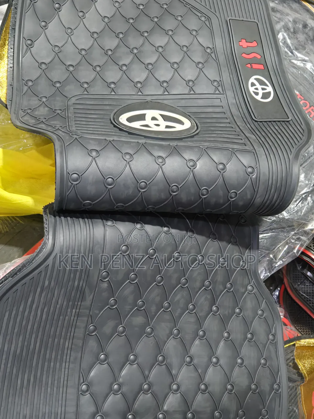 Toyota IST Floor Mats / Carpets