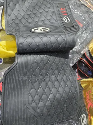 Toyota IST Floor Mats / Carpets