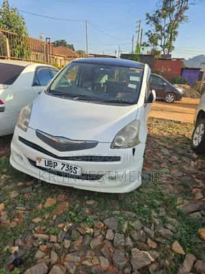 Toyota Ractis 2008 White