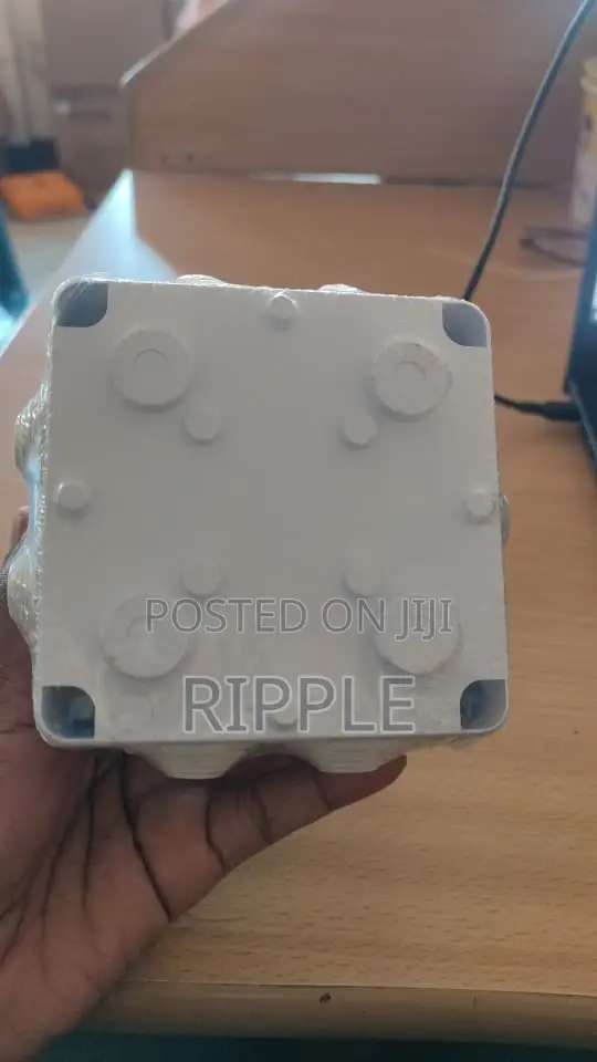 Adaptable/Junction Box 100×100×70mm ROTH IP65 Waterproof