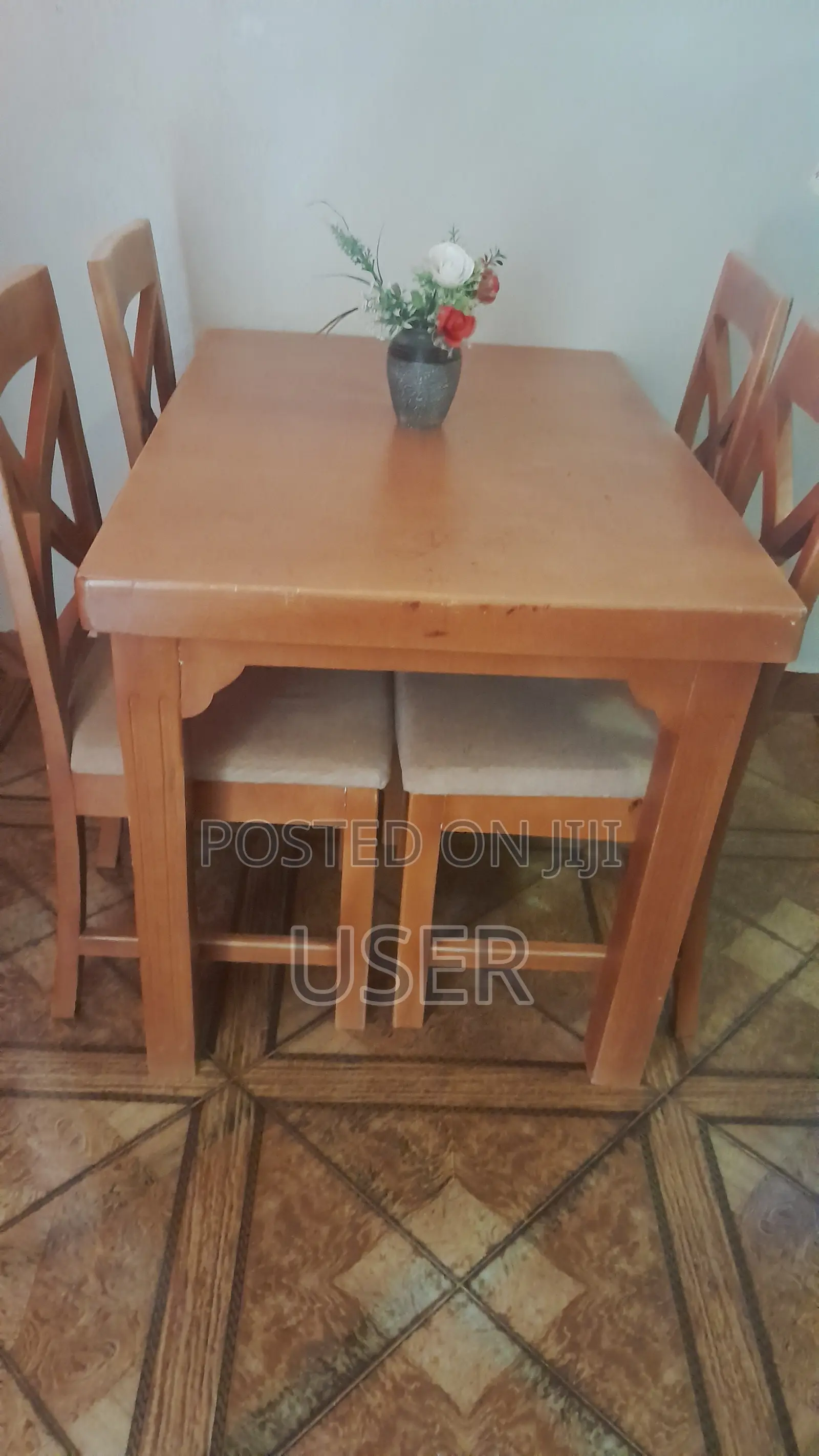 Dining Table With 4 Chairs