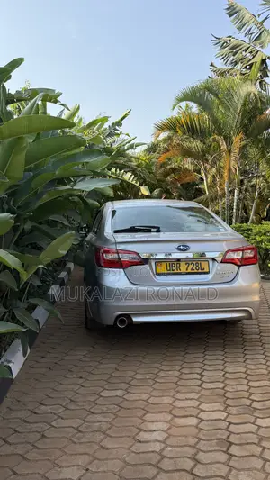 Subaru Legacy 2.5i AWD 2017 Silver