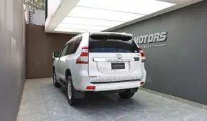 Toyota Land Cruiser Prado 2016 Pearl