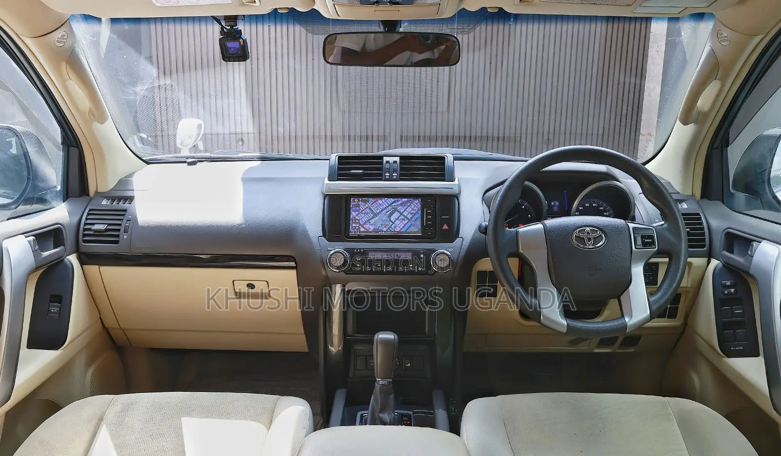 Toyota Land Cruiser Prado 2016 Pearl