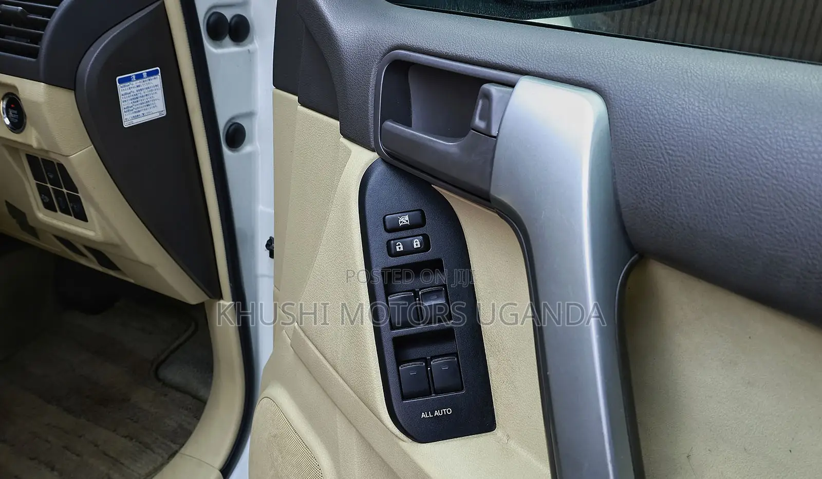 Toyota Land Cruiser Prado 2016 Pearl