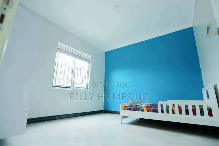 4bdrm House in Nangabo for sale