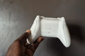 Xbox Series X Controller (White)