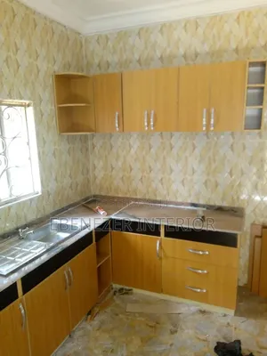 Mini L Kitchen Cabinet