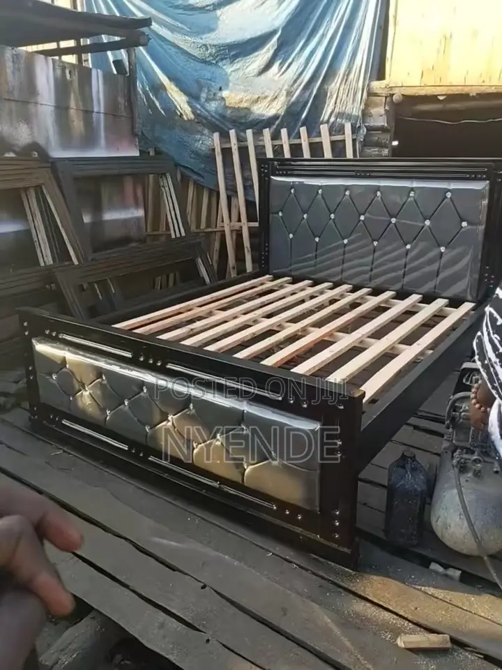 Lil BOSTON  Furniture Beds 4by6