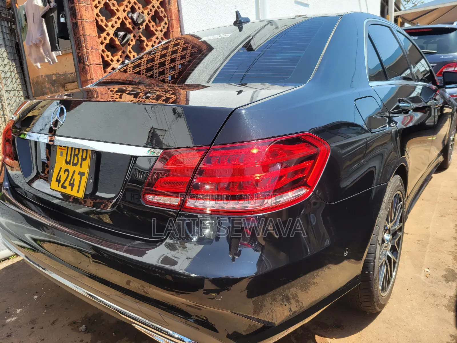 Mercedes-Benz E250 2016 Black