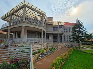 6bdrm Mansion in Nakawa for sale