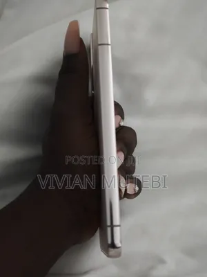 Samsung Galaxy S22+ 5G 128 GB Rose Gold