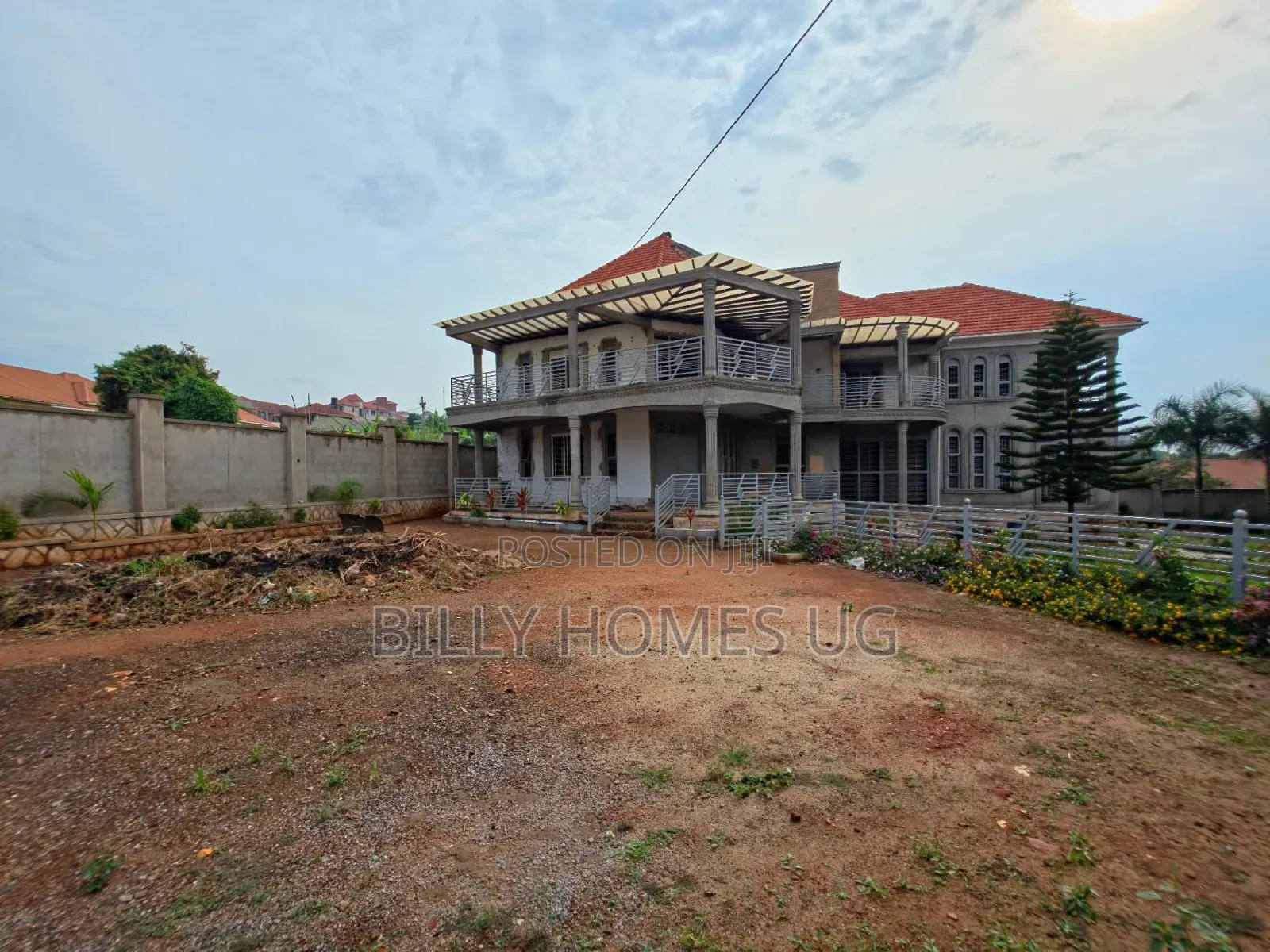 6bdrm Mansion in Nakawa for sale
