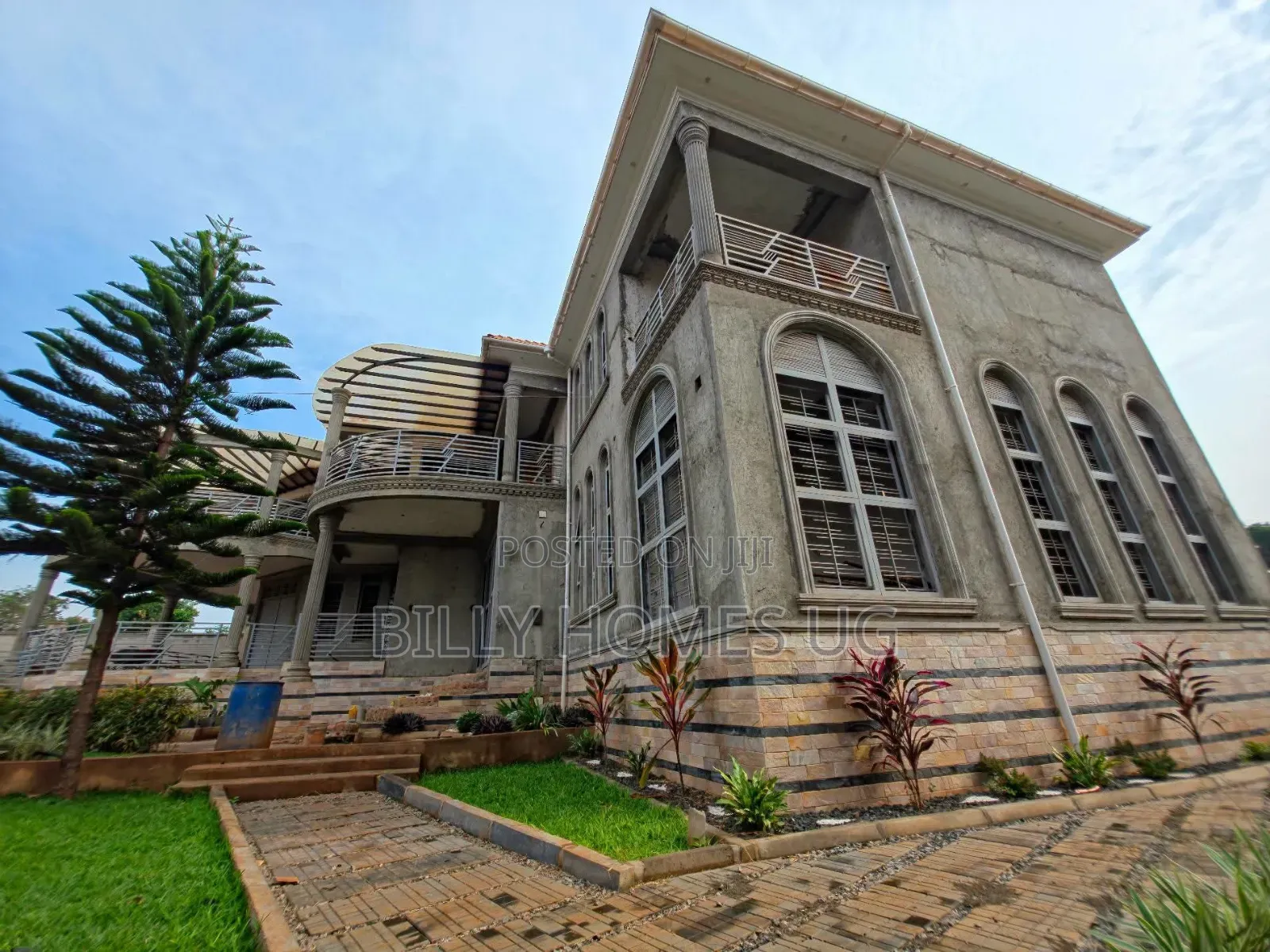 6bdrm Mansion in Nakawa for sale