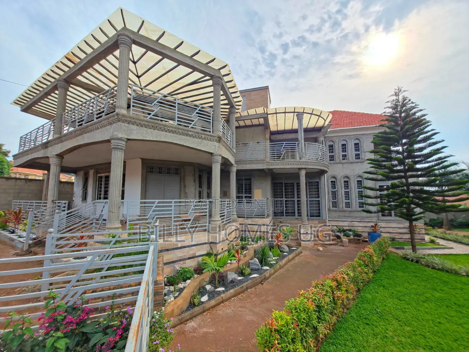 6bdrm Mansion in Nakawa for sale