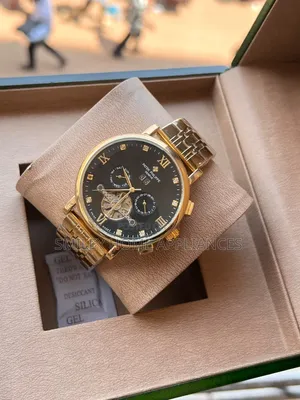 Gold Strapped Men's Automatic Patek Philippe Geneva Classy Wrist Watch