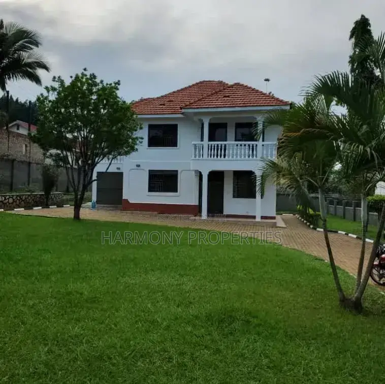 5bdrm House in Muyenga, Central Division for rent