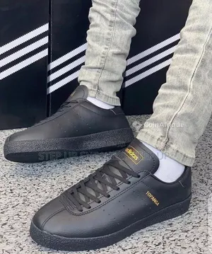 Topanga Adidas