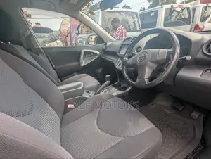 Toyota RAV4 2009 White