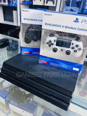 Ps4 Pro Machine Jailbreak With Brand New Controllers