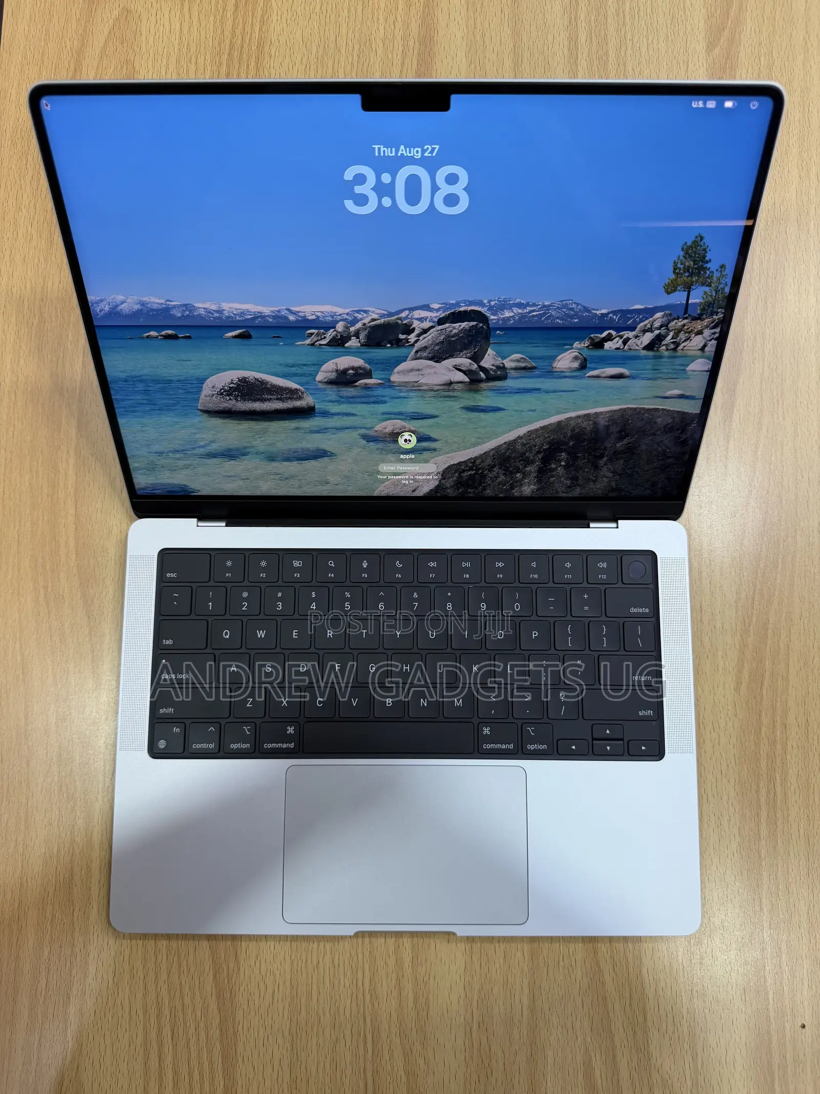 Laptop Apple MacBook Pro 2021 M1 16GB Apple M1 Pro SSD 512GB