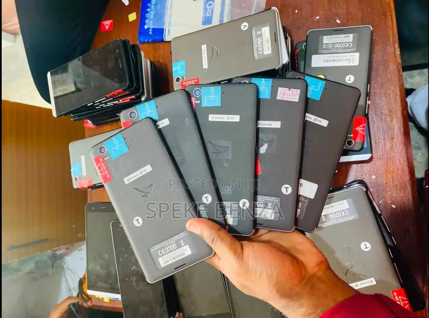 New Anica A16 16 GB Black