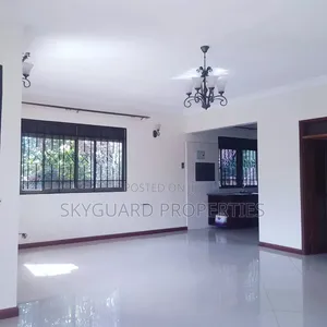 5bdrm House in Lubowa, Central Division for rent
