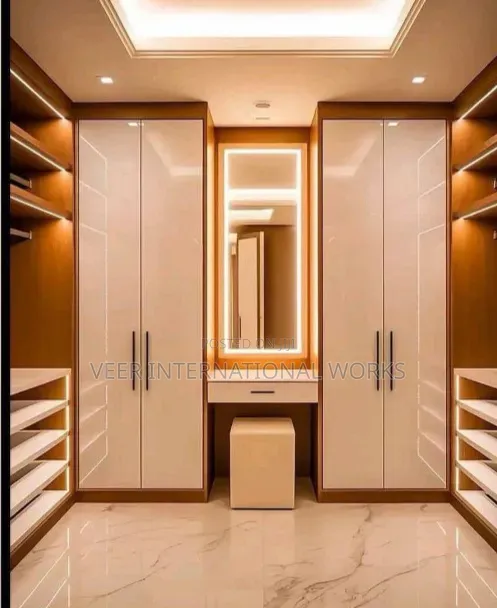 Morden Built-in Wardrobes With Dressing Table and Led Lights
