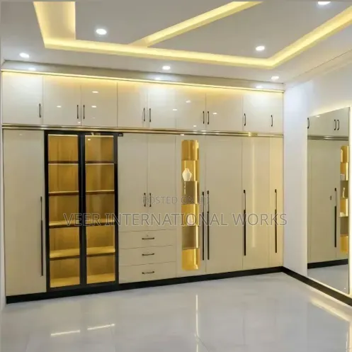 Morden Built-in Wardrobes With Dressing Table and Led Lights