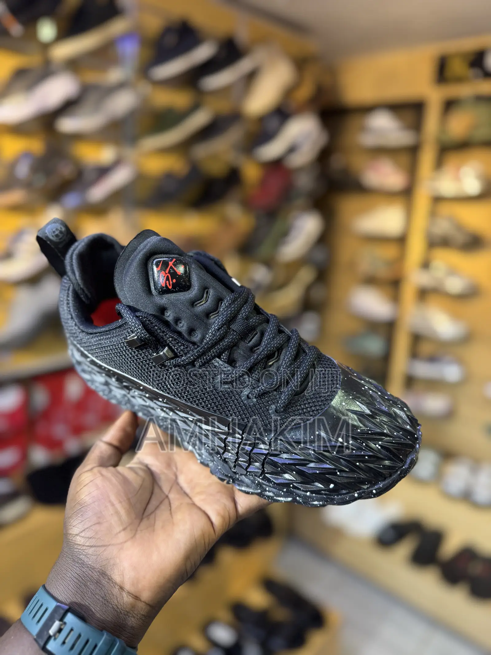 Nike S.T. Charge Ep Basket Ball Sneakers in Stock