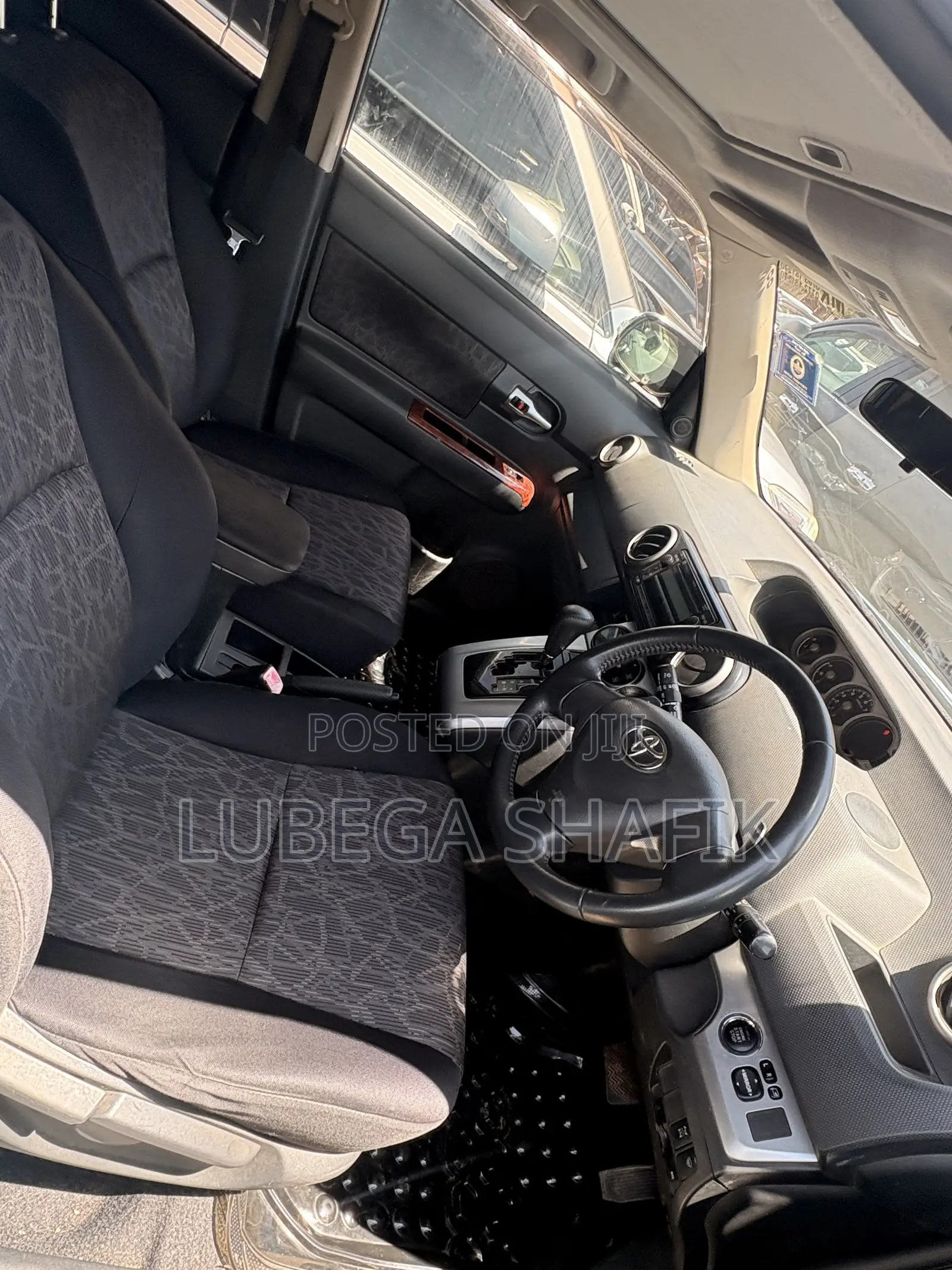 Toyota Corolla Rumion 2011 Blue