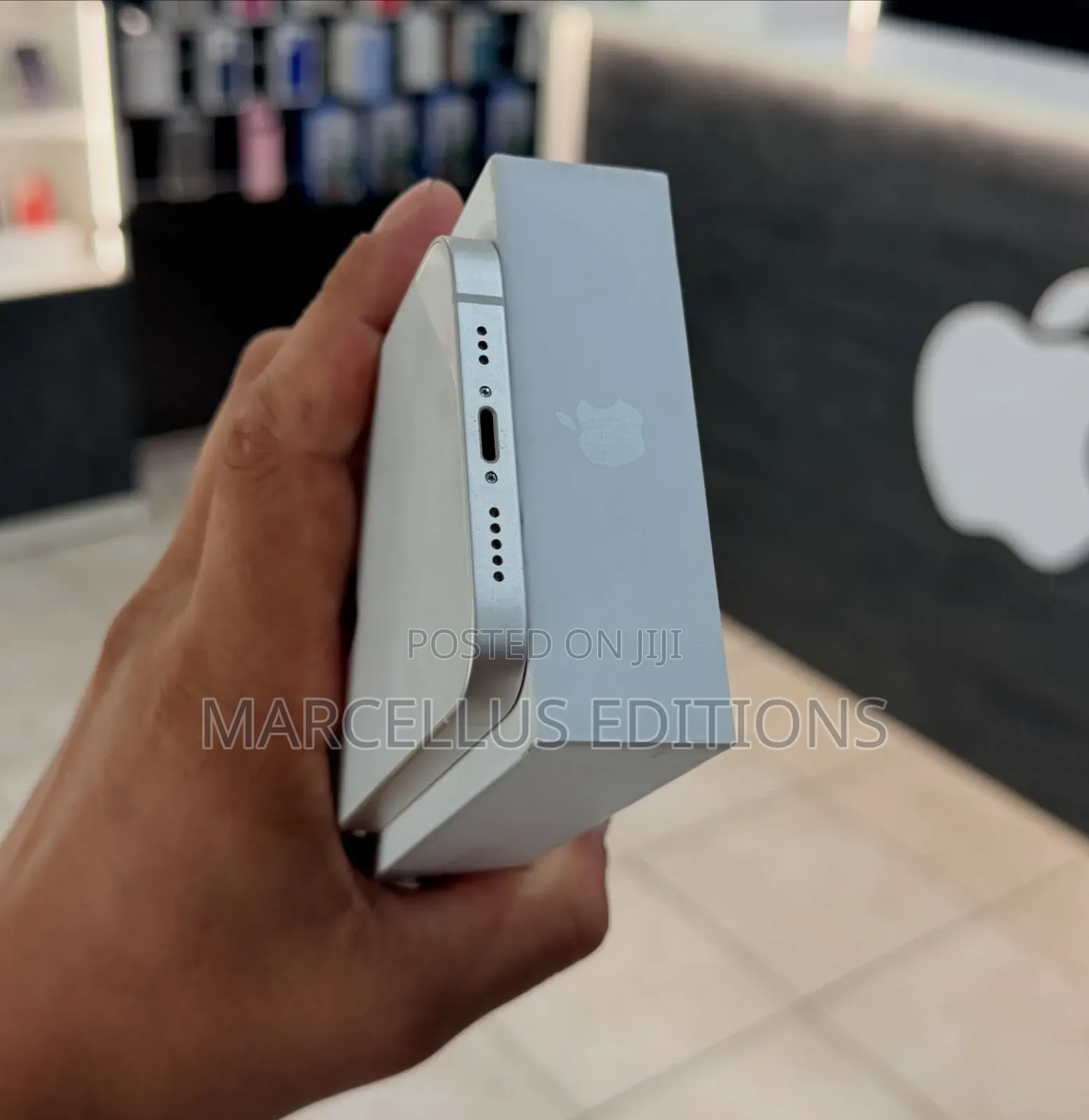 Apple iPhone 13 128 GB White