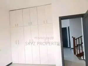 4bdrm Apartment in Bunga, Central Division for rent