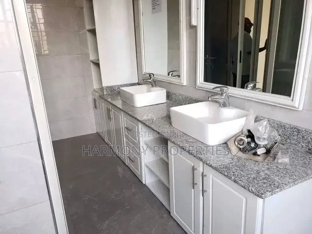4bdrm Apartment in Bunga, Central Division for rent